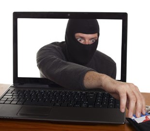 За покупку на інтернет-сайті чоловік перерахував шахраю 36 тисяч гривень