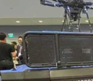 Наземного робота Taurus забезпечили повітряним дроном: на що здатен цей дует