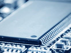 Mercedes и BMW придумали, как выиграть от кризиса чипов