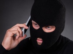 В Украине активизировали аферисты, которые представляются сотрудниками банков