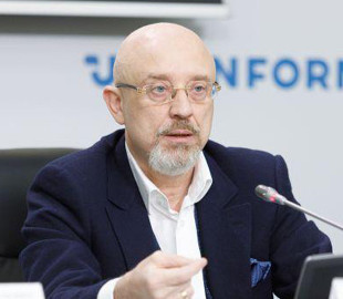 Не сообщайте о предоставлении Украине оружия. Пусть это будет для врага сюрпризом, - Резников