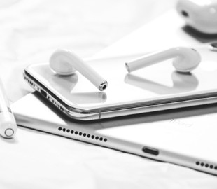 Безрамочные смартфоны убили аудио-разъем