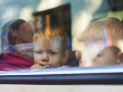 Виїзд дітей за кордон: що потрібно знати і які документи мати з собою