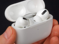 В следующем году Apple может продать 115 млн AirPods