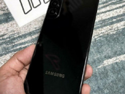 Первое "живое" фото Samsung Galaxy S22 5G попало в Сеть