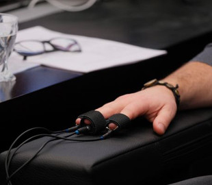 Перевірка на детекторі брехні: науковець пояснив, чому не варто боятися та чи можна обдурити поліграф