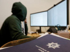 Украинские хакеры продавали доступ к взломанным серверам в Европе и США