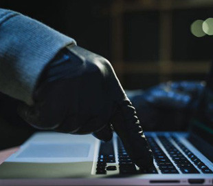 Ущерб на миллиард долларов: в США приговорили к тюрьме украинского хакера