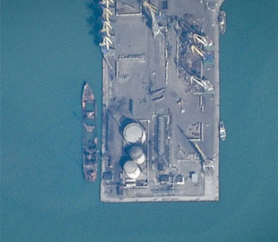 Журналістка показала затоплений великий десантний корабель окупантів