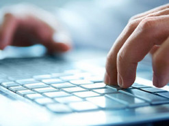 Уряд працює над переведенням всіх держсервісів в електронний формат