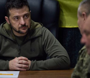 Зеленський анонсував пункти допомоги мешканцям Херсонщини і відвідав Миколаїв