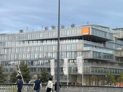 Найбільша телекомкомпанія Франції йде з Нью-Йоркської фондової біржі