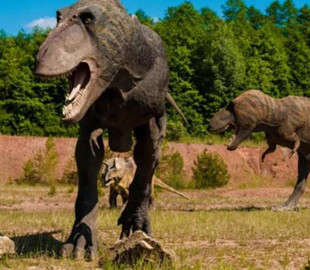 Илон Маск планирует воссоздать динозавров