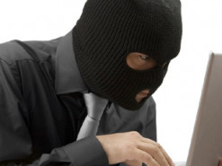 Представляються владою області: шахраї виманюють гроші у прикарпатців