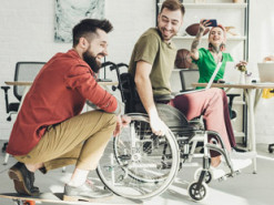 Працевлаштування людей з інвалідністю: в Україні відкрили перший у світі портал з вакансіями