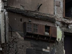 ЗМІ відшукали власницю “стійкої шафки” з популярного фото