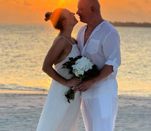 Евгений Кошевой с женой сделали патриотические татуировки. Фото