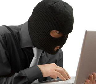 "Вашу картку заблоковано": на Кіровоградщині викрили кібер-шахрая