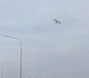 У російському Морозовську БПЛА влучив у електропідстанцію, все місто досі знеструмлено — росЗМІ