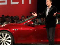 Илон Маск: Tesla запустит собственную страховую компанию