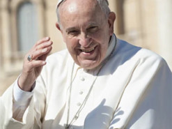 Зайшов привітатися: Папу Римського помітили у магазині музичних дисків