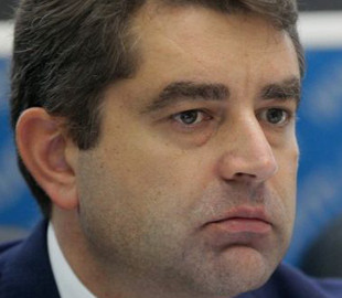 Facebook вернул пост Перебийниса о статье Путина и извинился