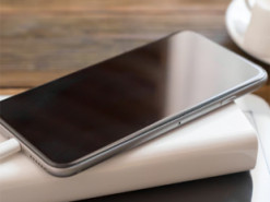 7 способів зарядити свій телефон, якщо вимкнули світло