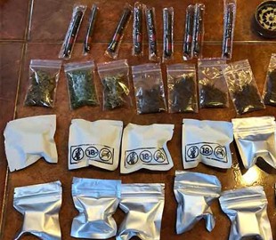 Замовлення з Нідерландів: вигадливий студент купував через інтернет марихуану в шоколаді