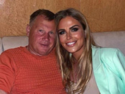 Російський депутат і борець з “нетрадиційними цінностями” завів собі “гарем” із трьох цивільних дружин