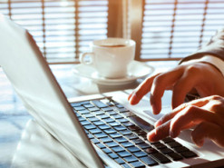 Первый оппозиционный онлайн-митинг в России собрал 4800 участников