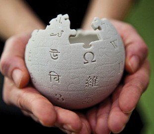 Несколько европейских версий «Википедии» закрылись в знак протеста