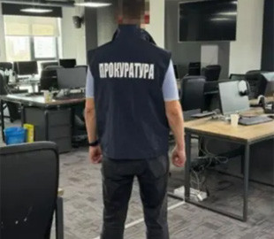 Інвестиції в криптовалюту через кол-центри: в Україні знищили міжнародну шахрайську мережу