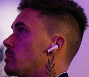 Продажи беспроводных наушников Apple снизились на треть