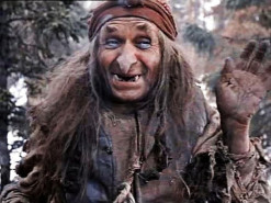 Пожилая интернет-мошенница обманула более двух десятков граждан и осталась на свободе