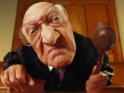 Сотрудница ГФС 4 года нарушала закон и отделалась легким испугом 