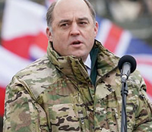 Министр обороны Британии Уоллес не исключил выдвижение своей кандидатуры на пост премьера