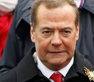 Глава путинской партии объявил войну спутникам Илона Маска