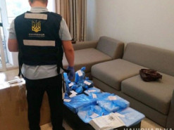 Киберполиция разоблачила мошенников, которые "продали" несуществующих товаров и услуг в интернете на 1,5 млн