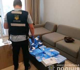 Киберполиция разоблачила мошенников, которые "продали" несуществующих товаров и услуг в интернете на 1,5 млн