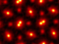 Увеличили в 100 млн раз. Ученые впервые получили самые четкие изображения атомов