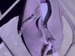 На Київщині в під’їзді знайшли підозрілу сумку з грошима