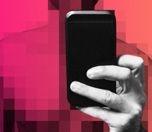 Британців можуть змусити робити селфі перед переглядом порнографії