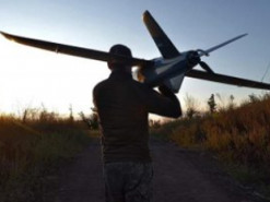 Як в Україні розробляють нові дрони для глибоких ударів по Росії