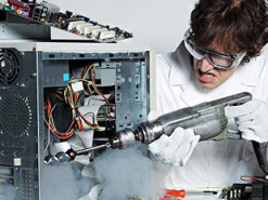 В Днепре компьютерные «мастера» развели мужчину на 15 тыс. грн