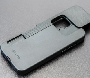 Представлений унікальний чохол для iPhone