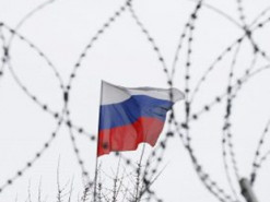 Російські чиновники масово скуповують “секретні” телефони: причина здивувала