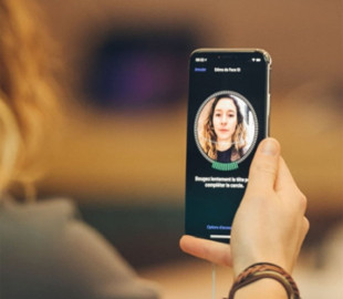 В iOS та Android виявили вірус, який краде відбитки пальців та скани обличчя