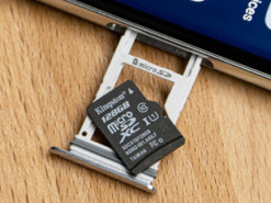 Фахівці пояснили, чому флагмани більше не мають слота для карт пам’яті