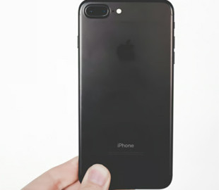 Apple визнала ще дві популярні моделі iPhone застарілими