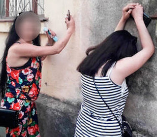 Полицейские поймали мошенницу, обманувшую пенсионеров на 260 000 гривен